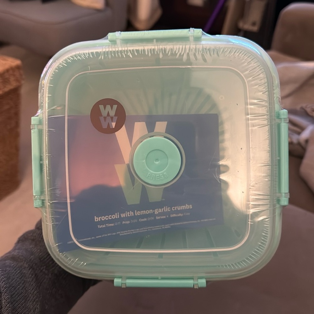 Weight Watchers Microwave Steamer To Go~ 68 oz